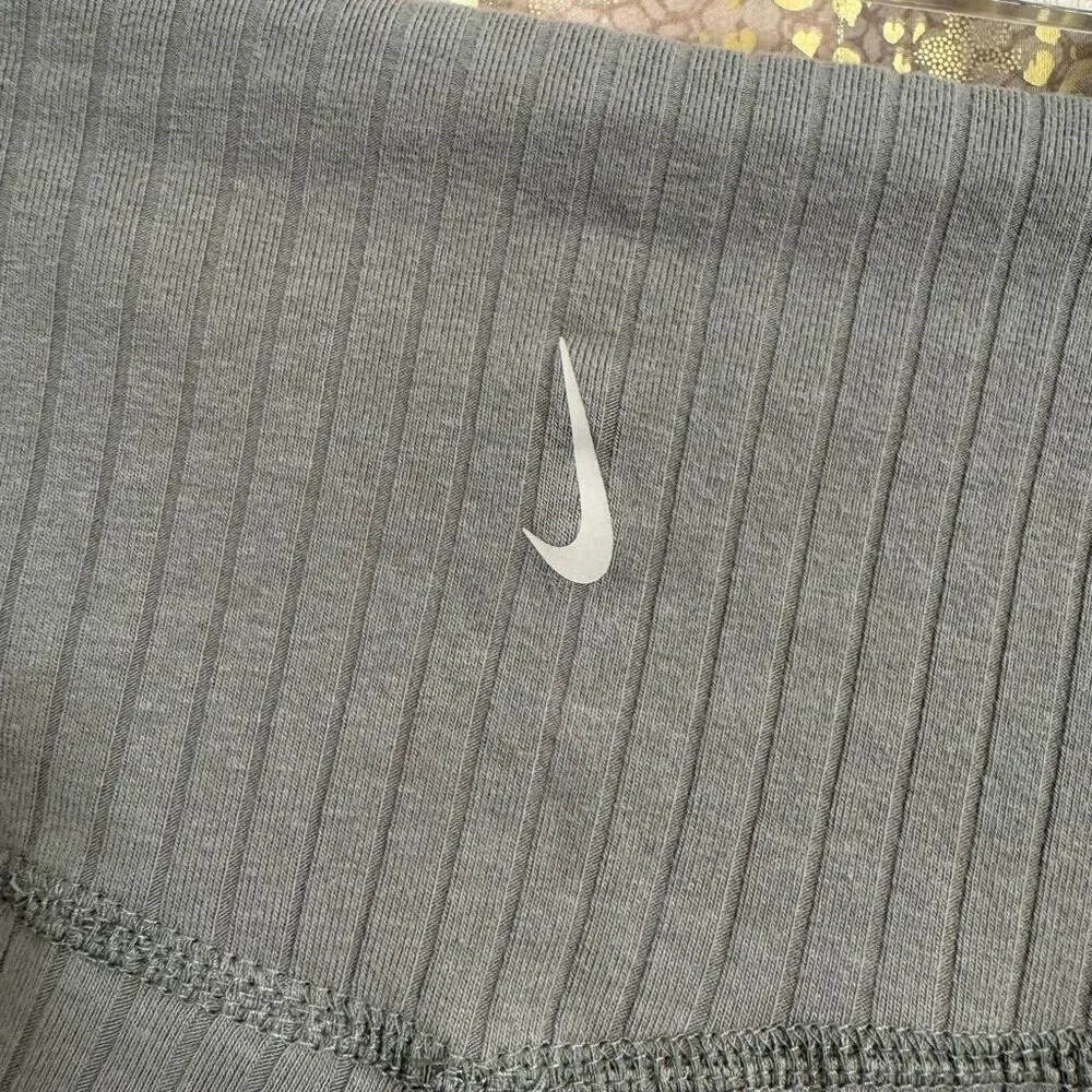 Nike Olive Green Wide Ribbed High Rise Split Hem Leggings Medium - Picture 7 of 10